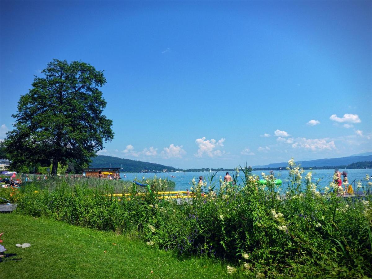 Hotel Garni Seeroesl Am Woerthersee , Kaernten 크롬펜돌프 외부 사진