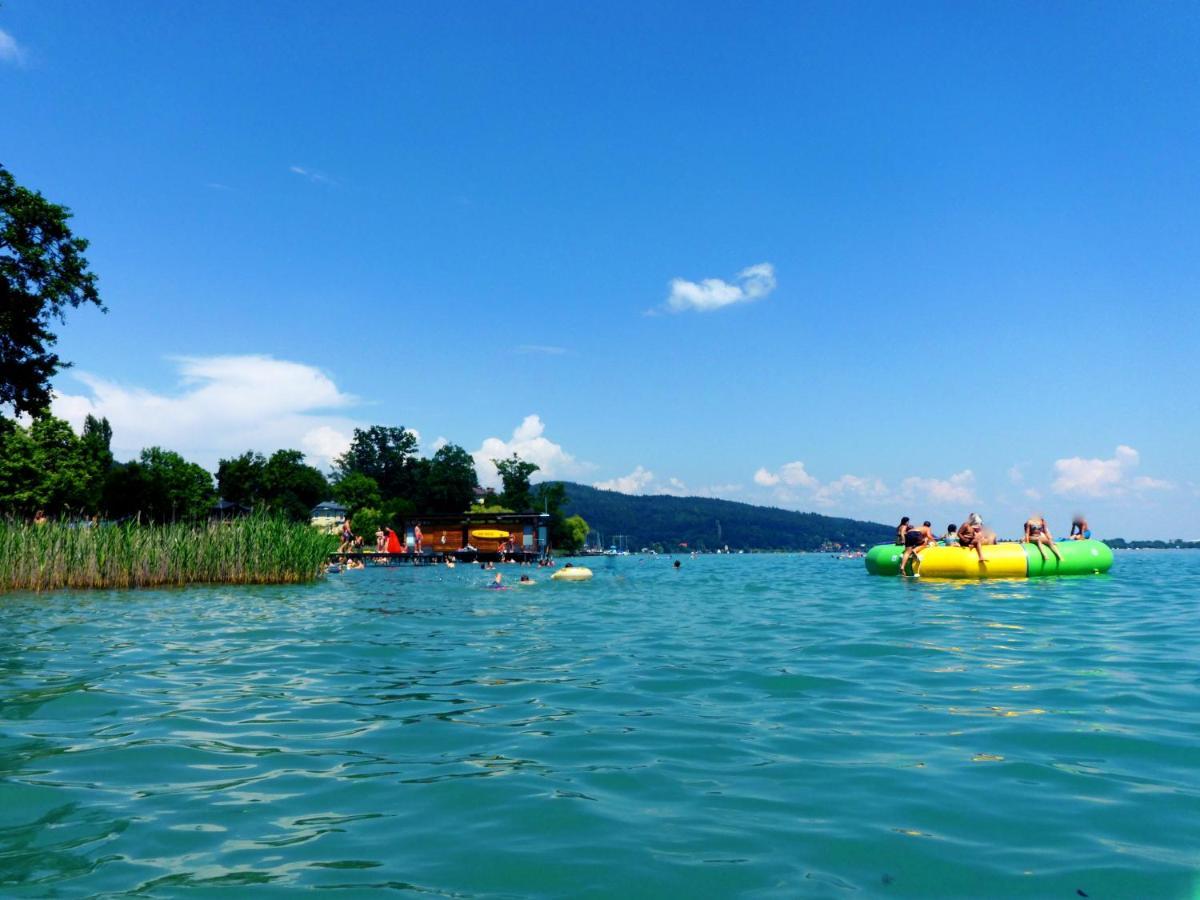 Hotel Garni Seeroesl Am Woerthersee , Kaernten 크롬펜돌프 외부 사진