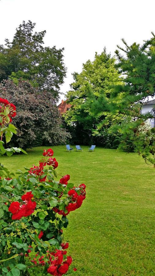 Hotel Garni Seeroesl Am Woerthersee , Kaernten 크롬펜돌프 외부 사진