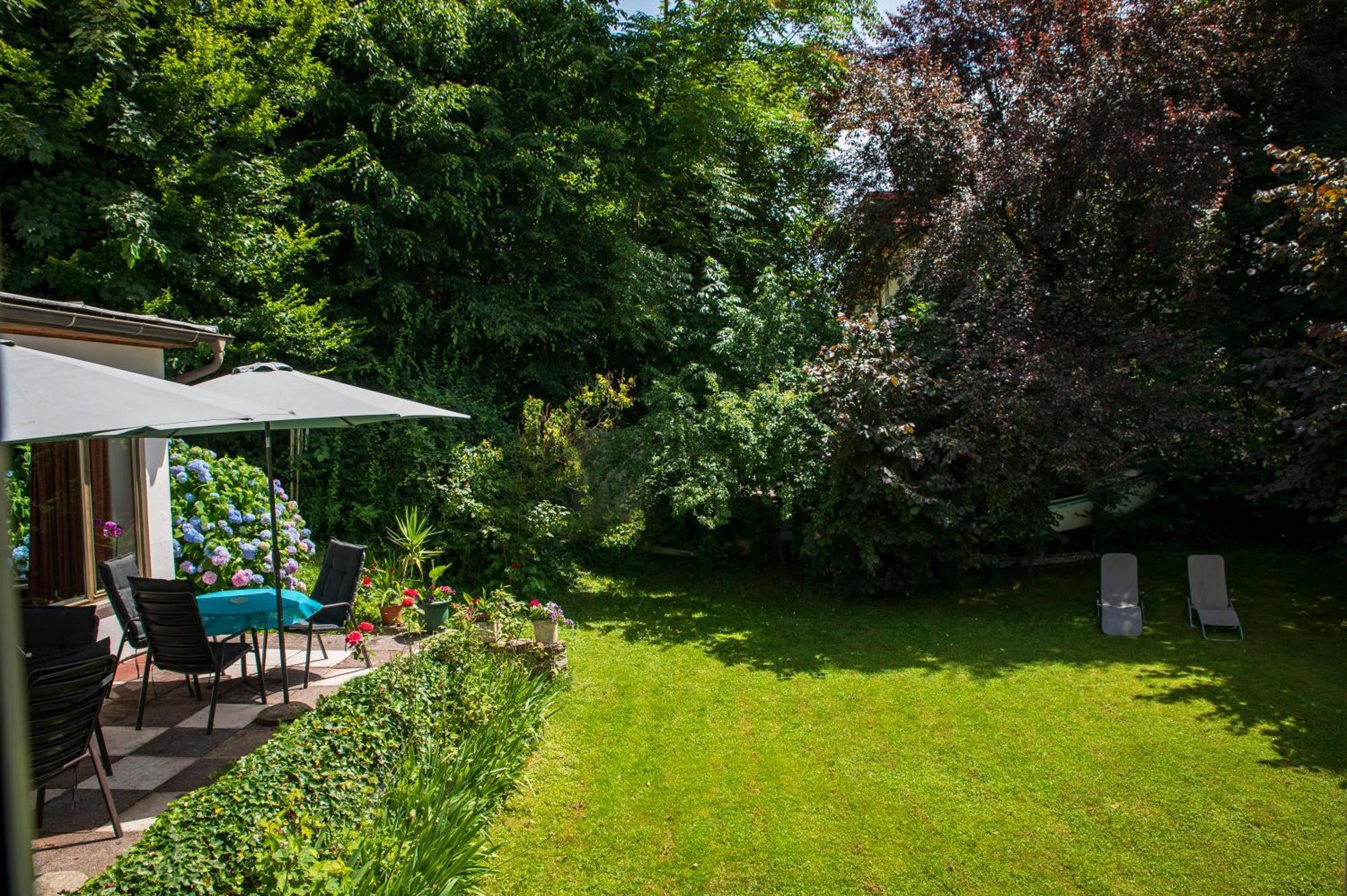 Hotel Garni Seeroesl Am Woerthersee , Kaernten 크롬펜돌프 외부 사진