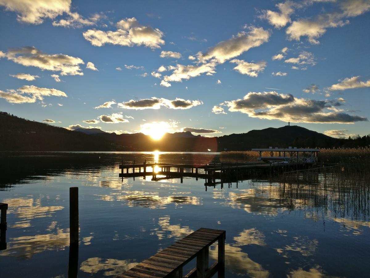 Hotel Garni Seeroesl Am Woerthersee , Kaernten 크롬펜돌프 외부 사진