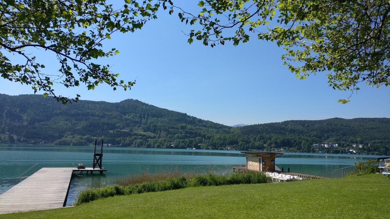 Hotel Garni Seeroesl Am Woerthersee , Kaernten 크롬펜돌프 외부 사진
