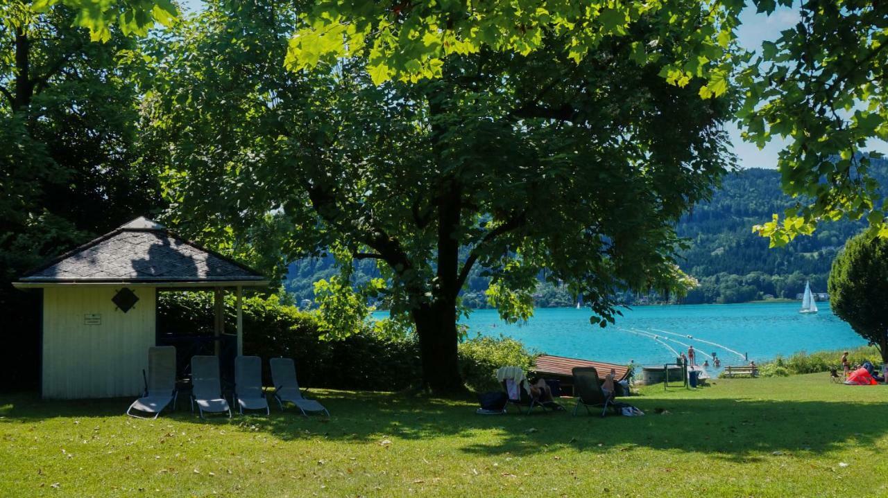 Hotel Garni Seeroesl Am Woerthersee , Kaernten 크롬펜돌프 외부 사진