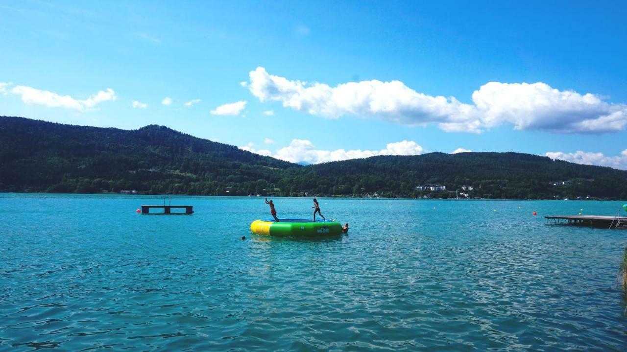 Hotel Garni Seeroesl Am Woerthersee , Kaernten 크롬펜돌프 외부 사진