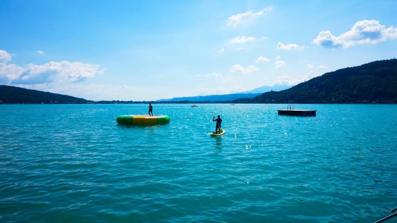 Hotel Garni Seeroesl Am Woerthersee , Kaernten 크롬펜돌프 외부 사진