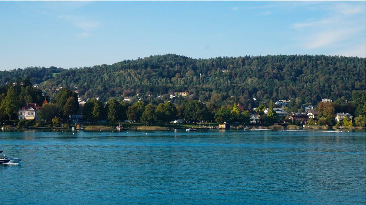 Hotel Garni Seeroesl Am Woerthersee , Kaernten 크롬펜돌프 외부 사진
