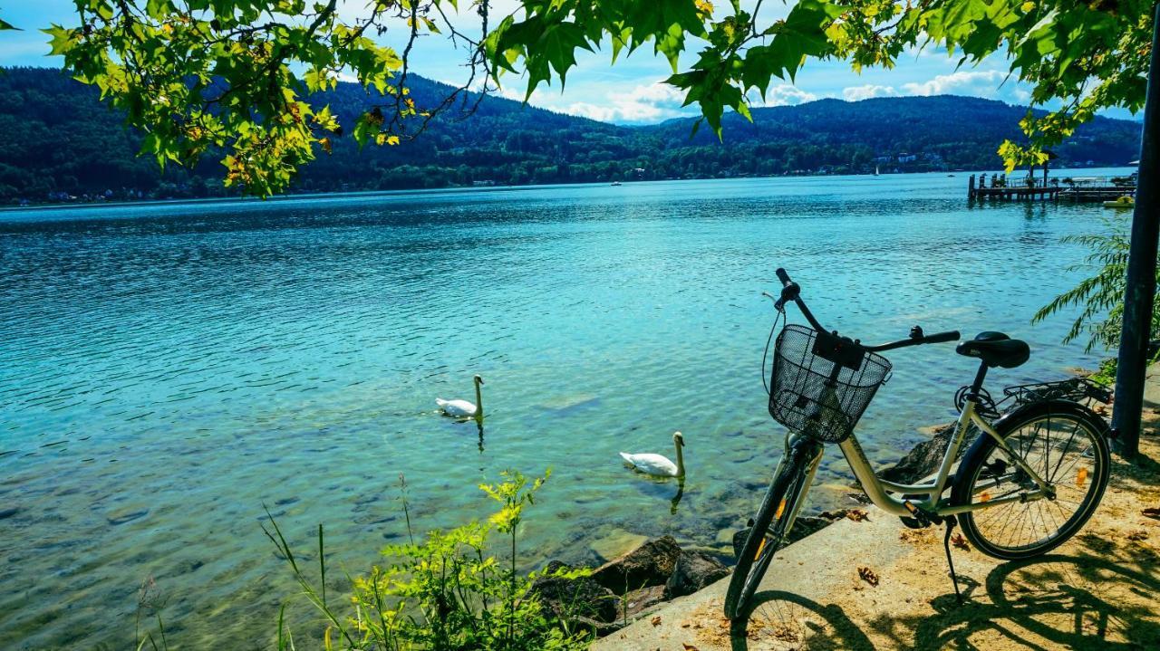 Hotel Garni Seeroesl Am Woerthersee , Kaernten 크롬펜돌프 외부 사진